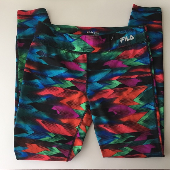FILA Graphic Multi Capri Workout Leggings Sz S - Picture 1 of 3